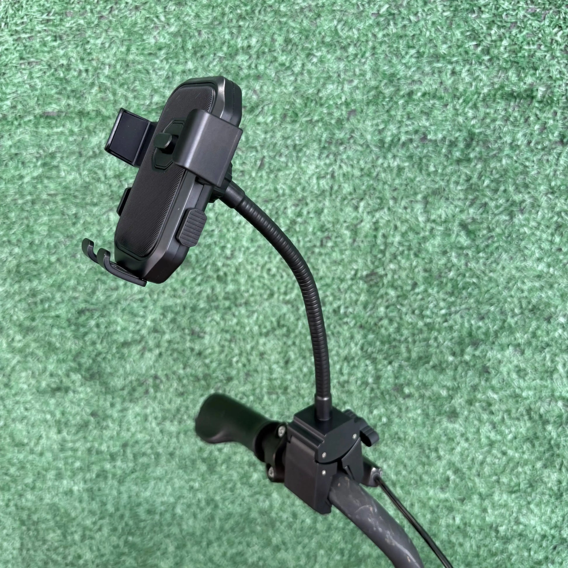 Flexible Clamp Phone Holder – 360° Rotation Stand Core Cartel